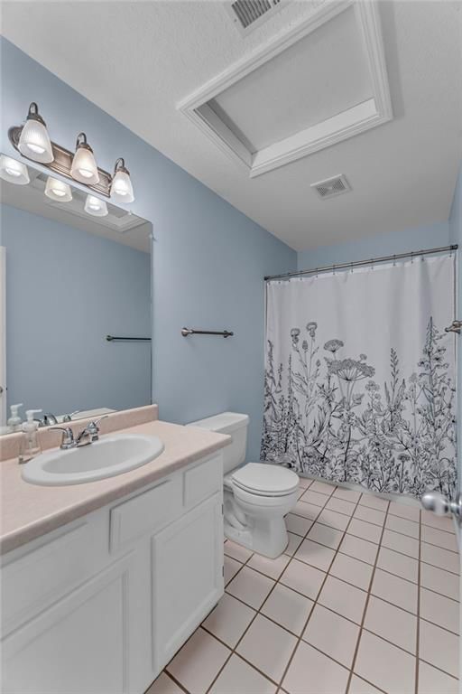 2416 Lancaster Drive — photo 35