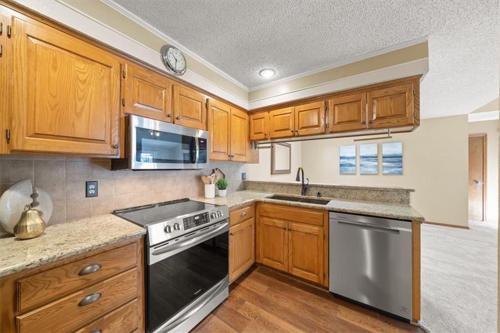 1372 N Ridge Parkway — photo 10