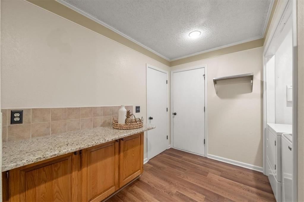 1372 N Ridge Parkway — photo 11