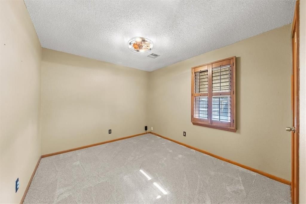 1372 N Ridge Parkway — photo 19