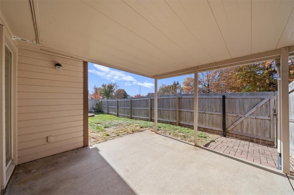 1372 N Ridge Parkway — photo 22