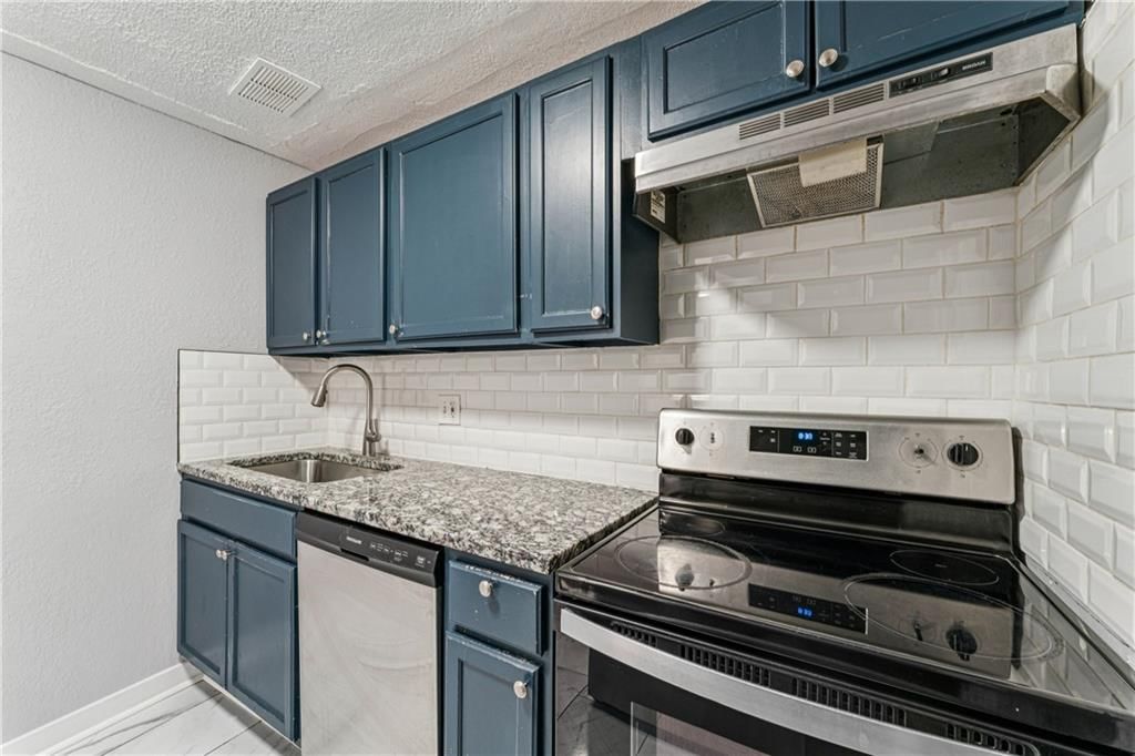 5000 E 39th Terrace — photo 13