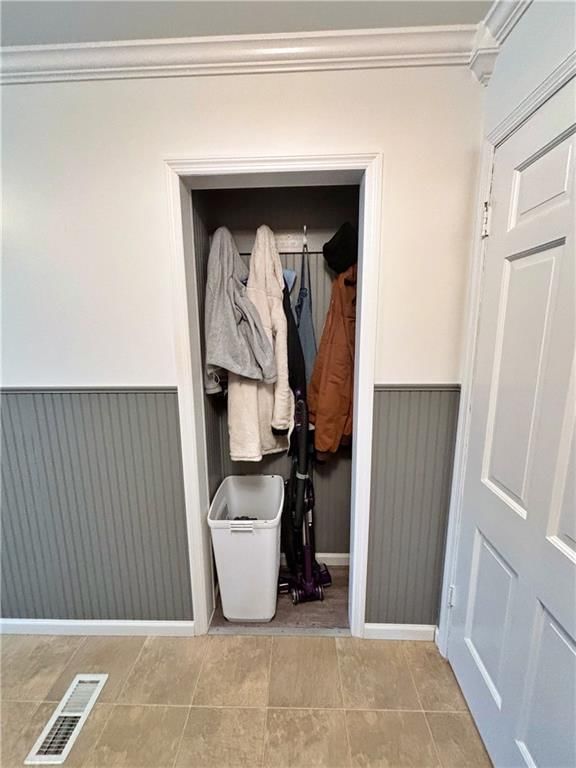 611 W Quincy Street — photo 23