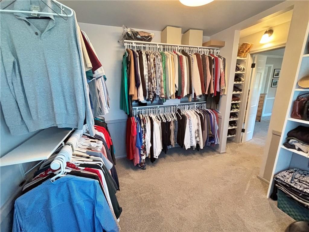 611 W Quincy Street — photo 38
