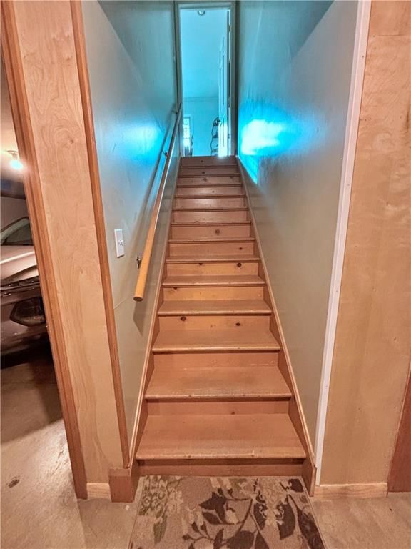 611 W Quincy Street — photo 58