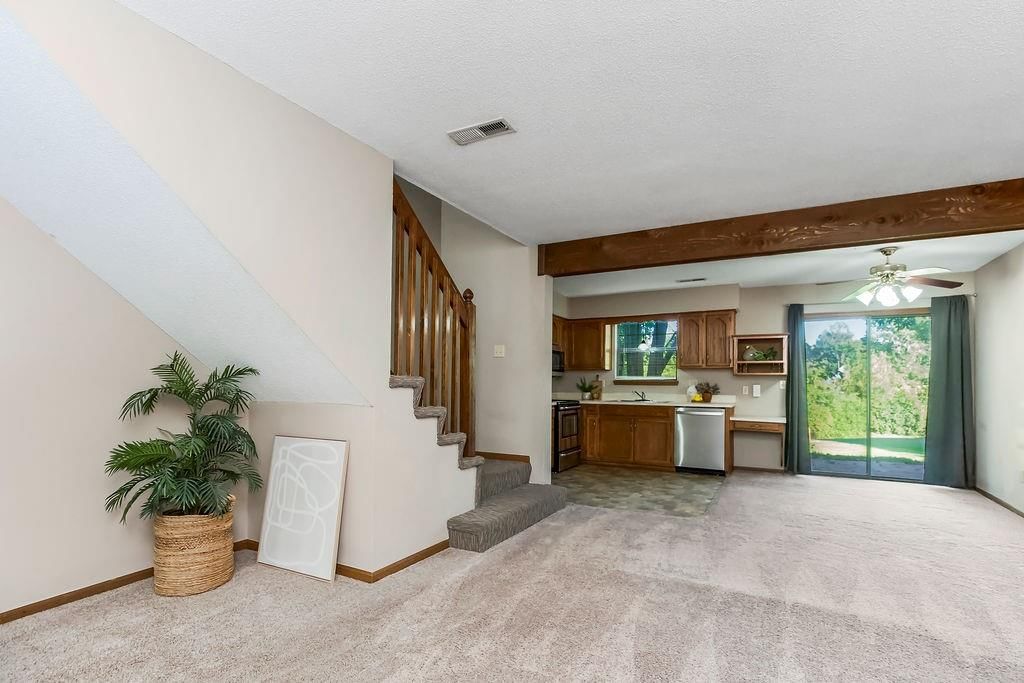 226 SW Pinetree Lane — photo 9