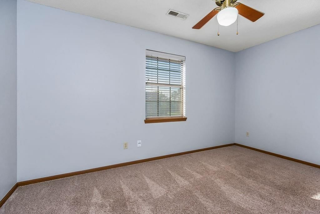 226 SW Pinetree Lane — photo 27
