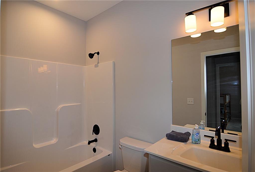1607 NE Crumley Street — photo 20