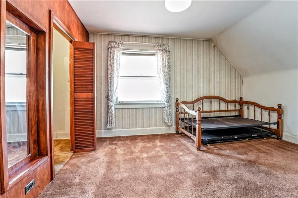 25 N Thorpe Street — photo 9