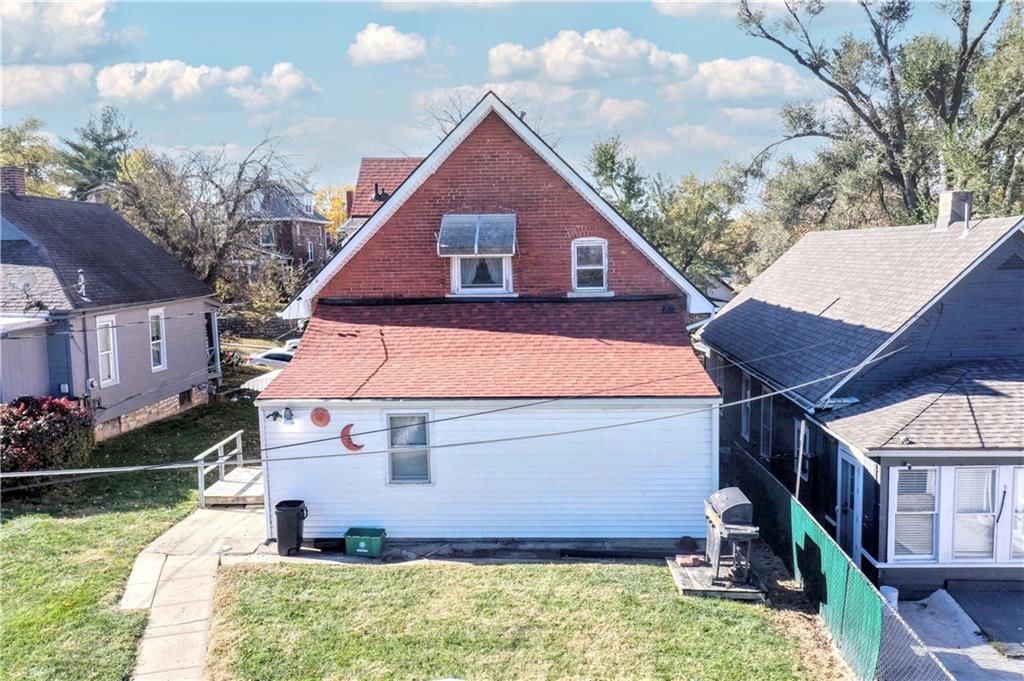 25 N Thorpe Street — photo 33
