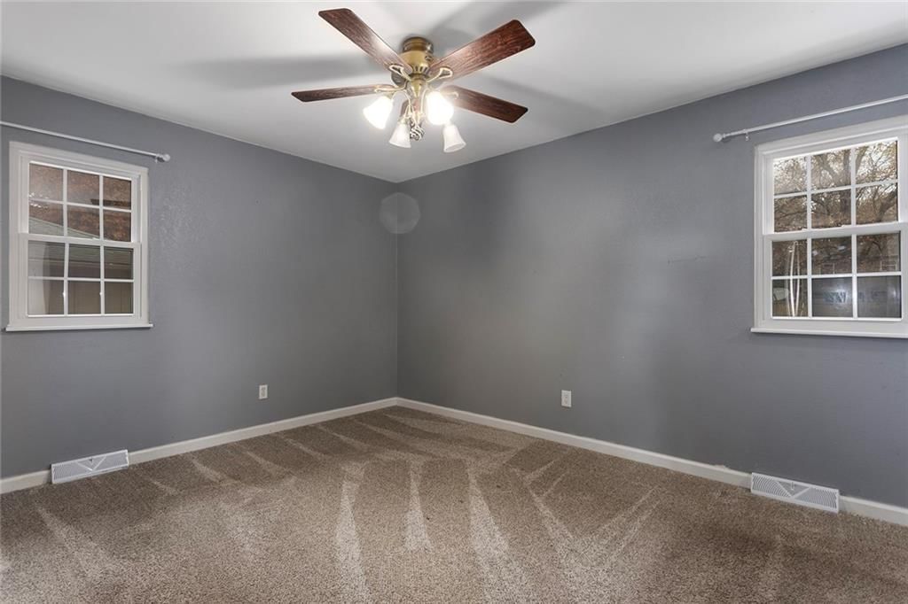 109 SE CASTLEROCK Drive — photo 13