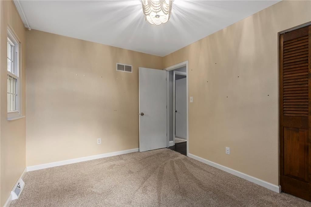 109 SE CASTLEROCK Drive — photo 17