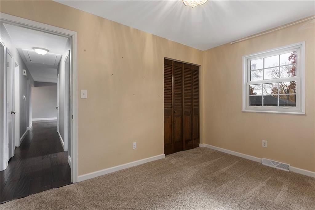 109 SE CASTLEROCK Drive — photo 18