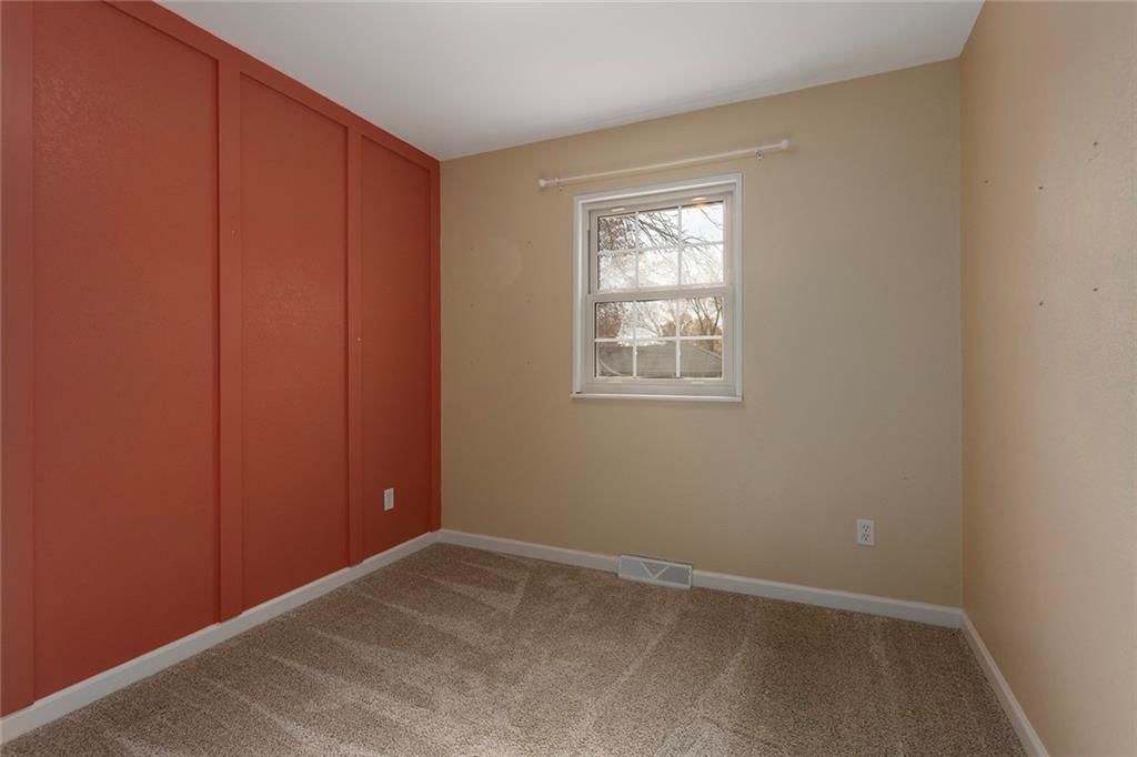 109 SE CASTLEROCK Drive — photo 19