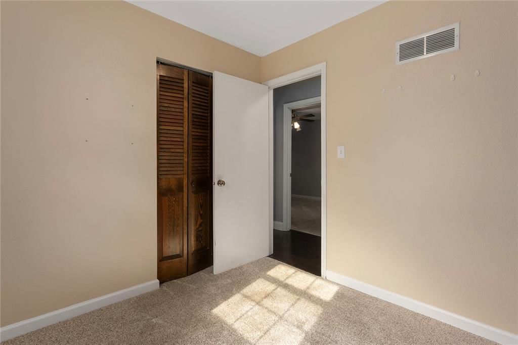 109 SE CASTLEROCK Drive — photo 20