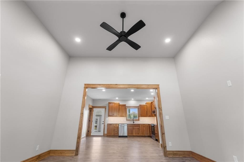304 N Mulberry Street — photo 9