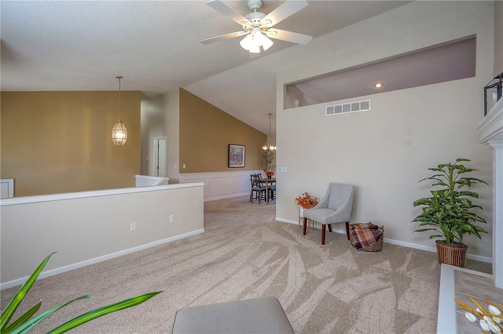 15436 W 155th Terrace — photo 8