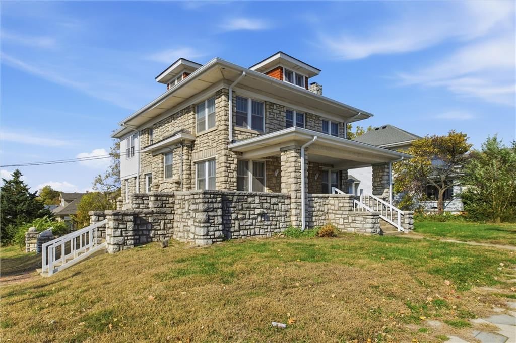 502 N Liberty Street — photo 3