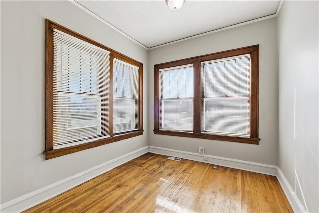 502 N Liberty Street — photo 17