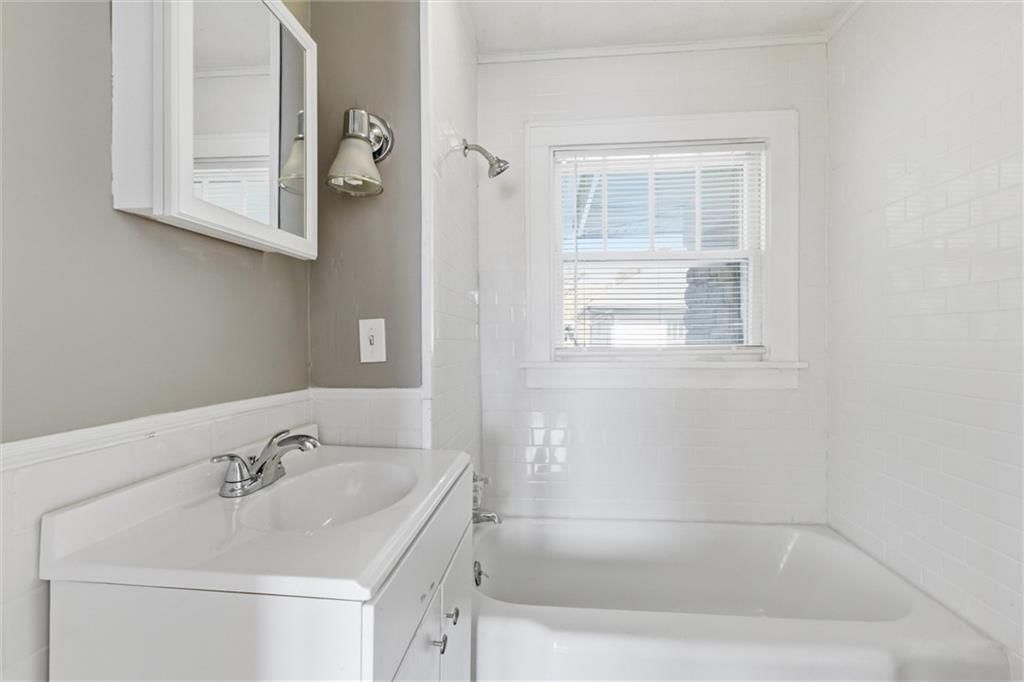 502 N Liberty Street — photo 31