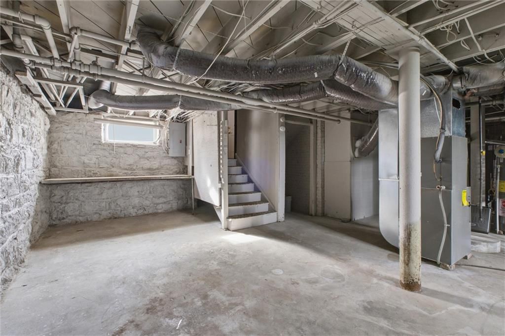 502 N Liberty Street — photo 37