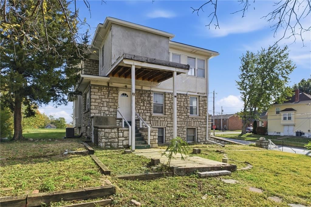 502 N Liberty Street — photo 39