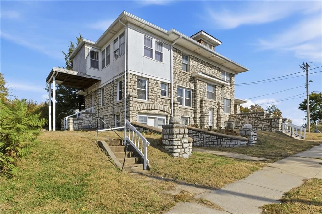 502 N Liberty Street — photo 40