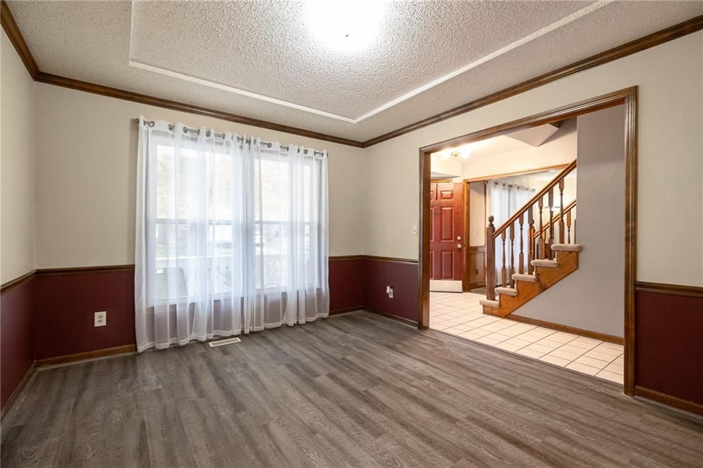 15646 W 149th Terrace — photo 8