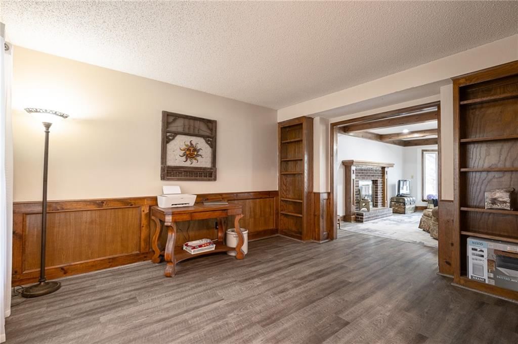 15646 W 149th Terrace — photo 9