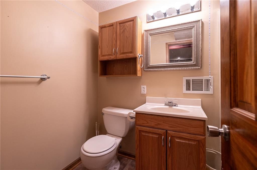 15646 W 149th Terrace — photo 32