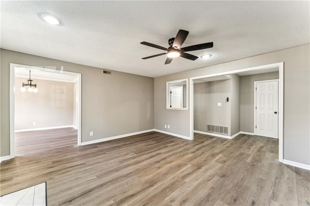 4005 S Crysler Avenue — photo 13