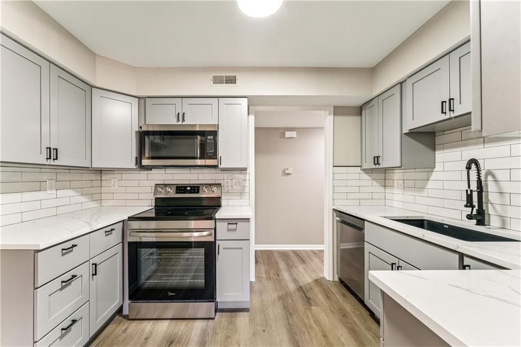 4005 S Crysler Avenue — photo 19