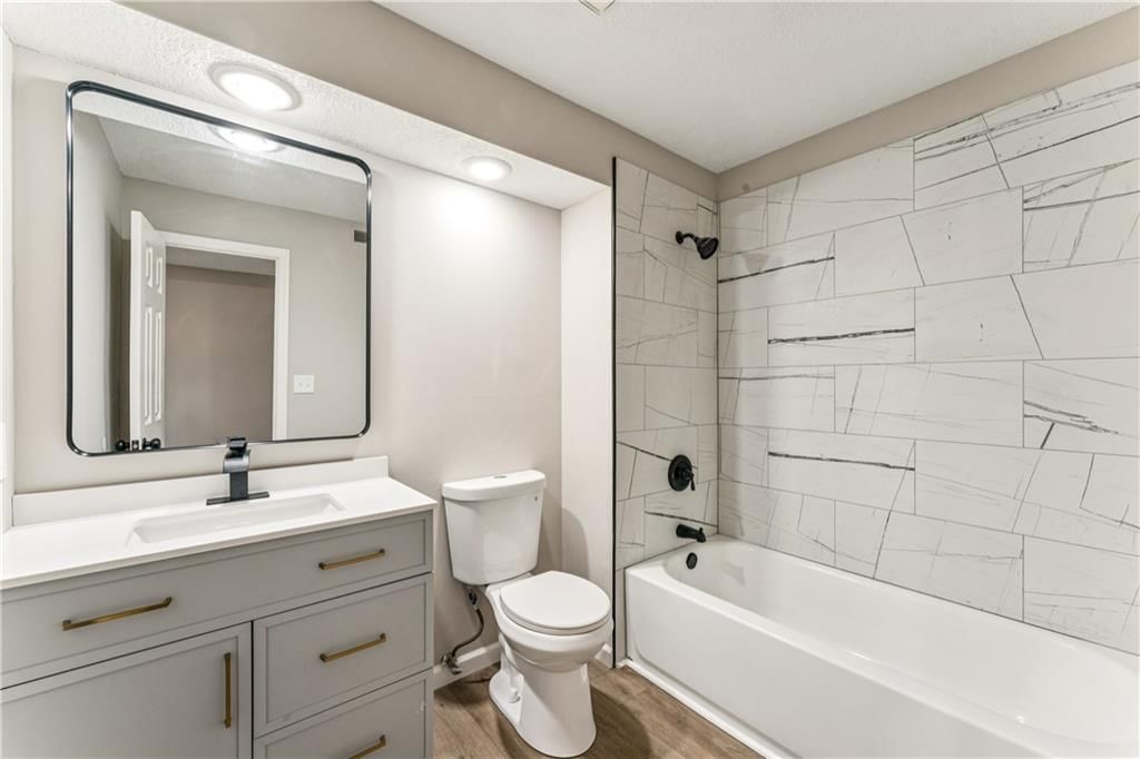 4005 S Crysler Avenue — photo 30