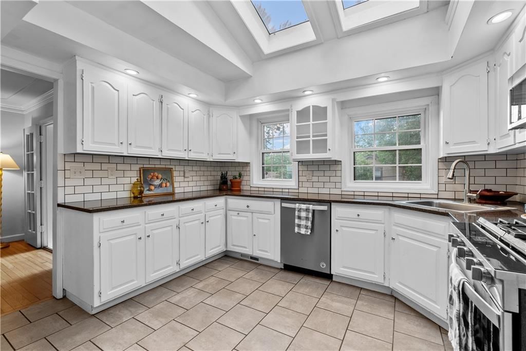 4816 Terrace Street — photo 18