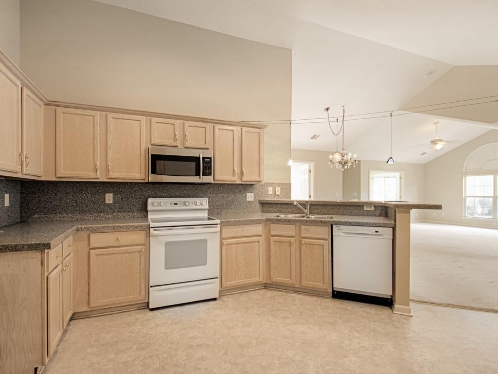 6115 NE Kensington Drive — photo 17