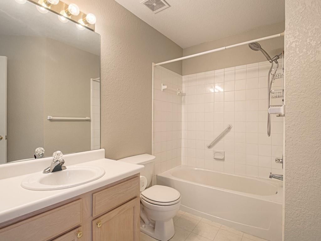6115 NE Kensington Drive — photo 26