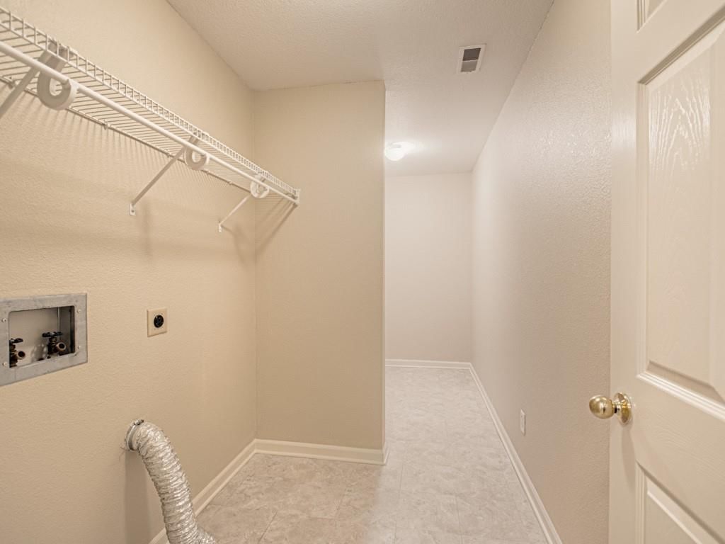 6115 NE Kensington Drive — photo 31