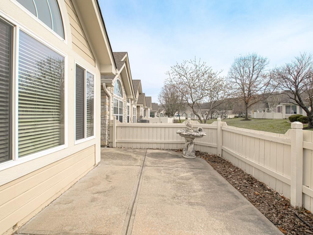 6115 NE Kensington Drive — photo 32