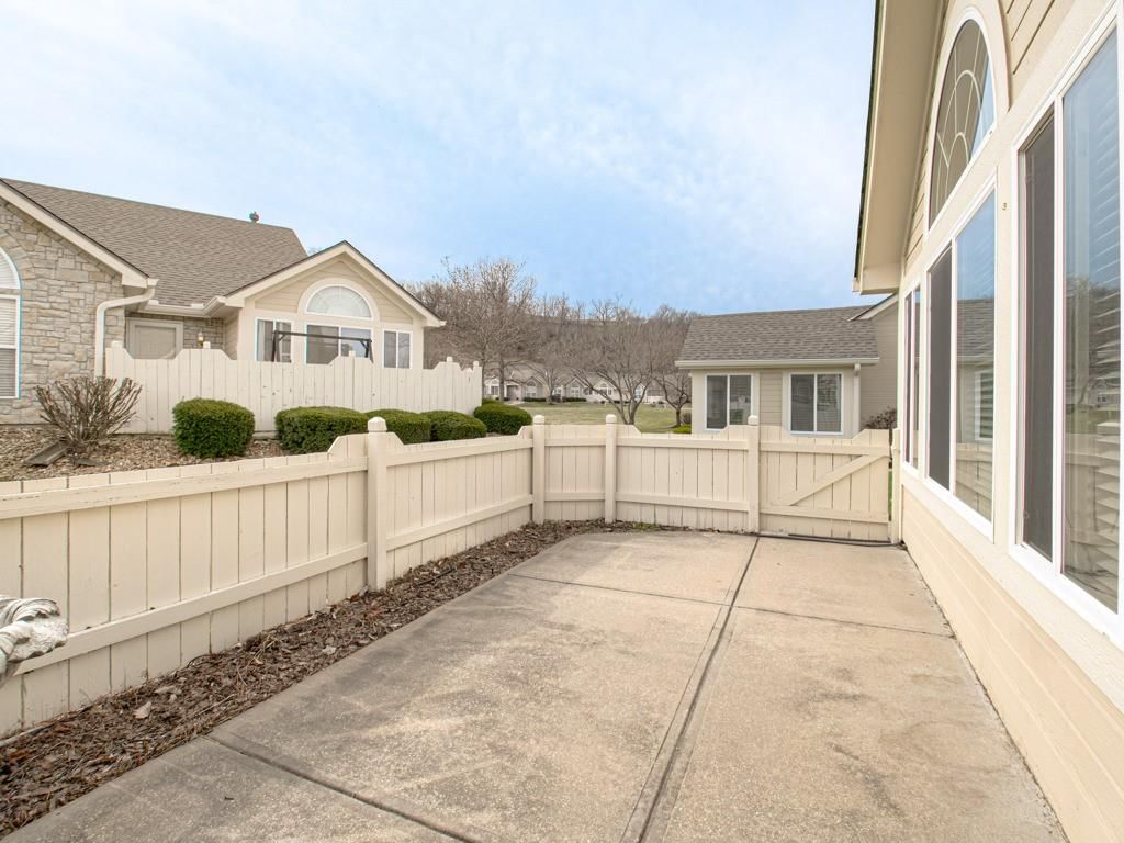 6115 NE Kensington Drive — photo 33