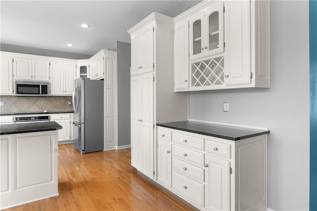 5937 NE HIDDEN VALLEY Drive — photo 16