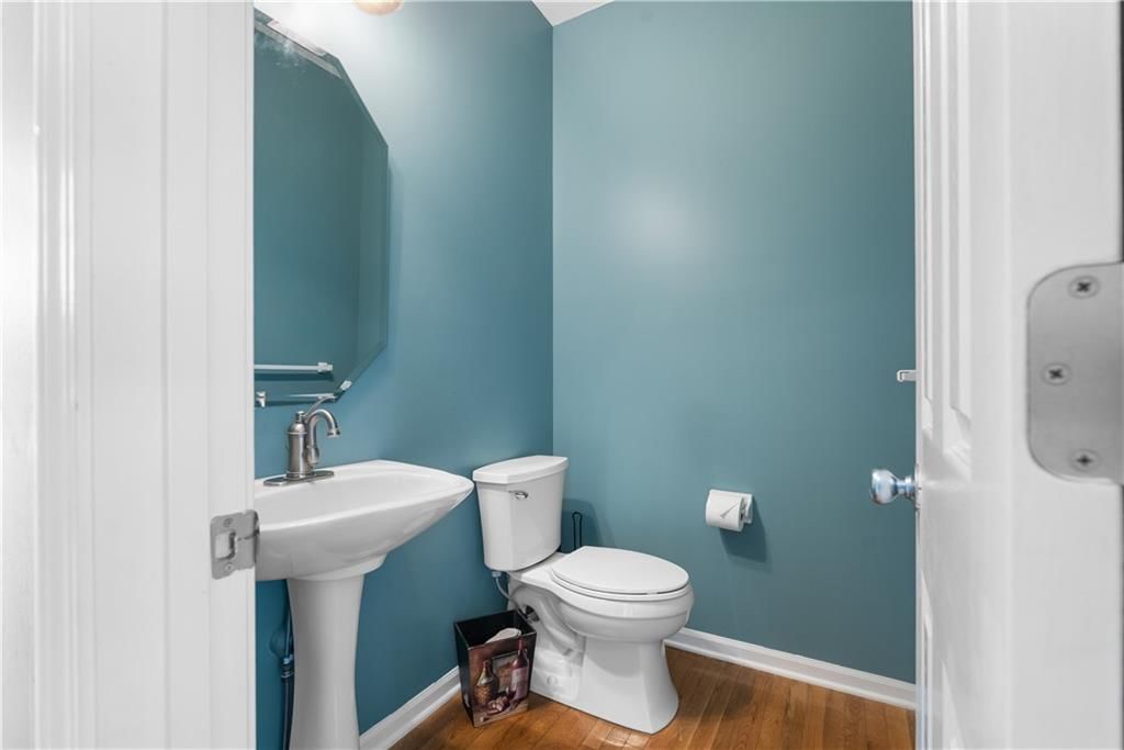 5937 NE HIDDEN VALLEY Drive — photo 36