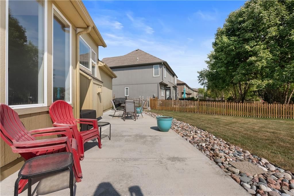 5937 NE HIDDEN VALLEY Drive — photo 44