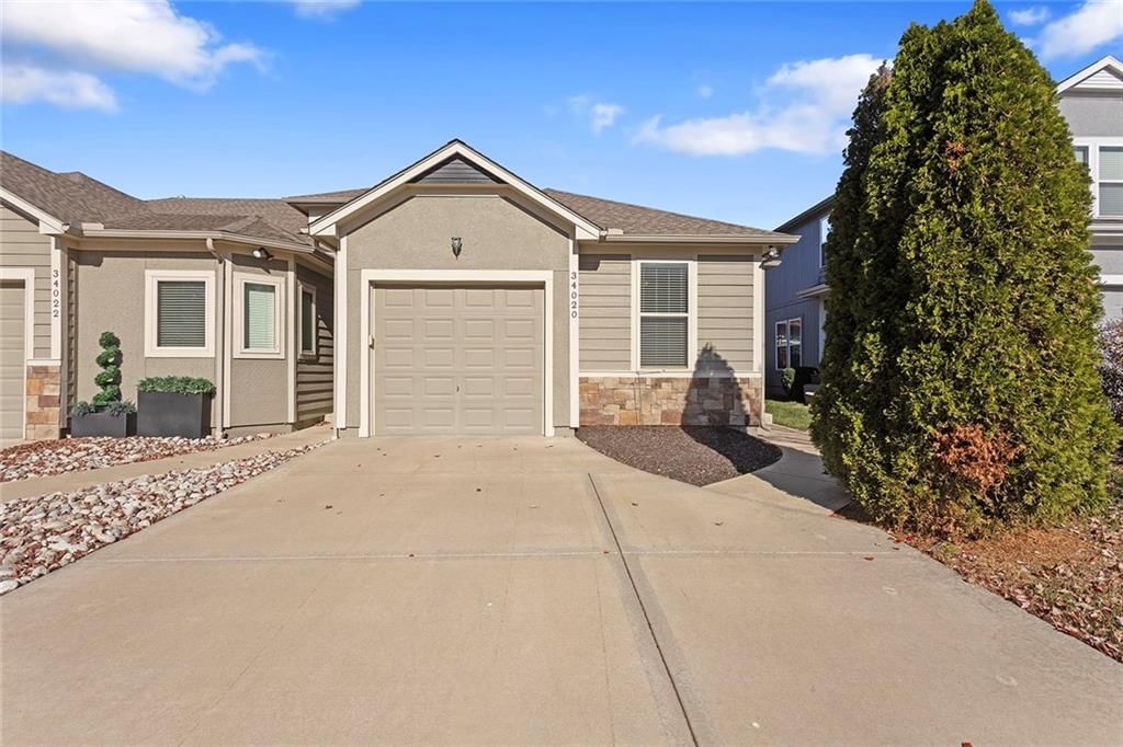 34020 W 90th Circle — photo 1