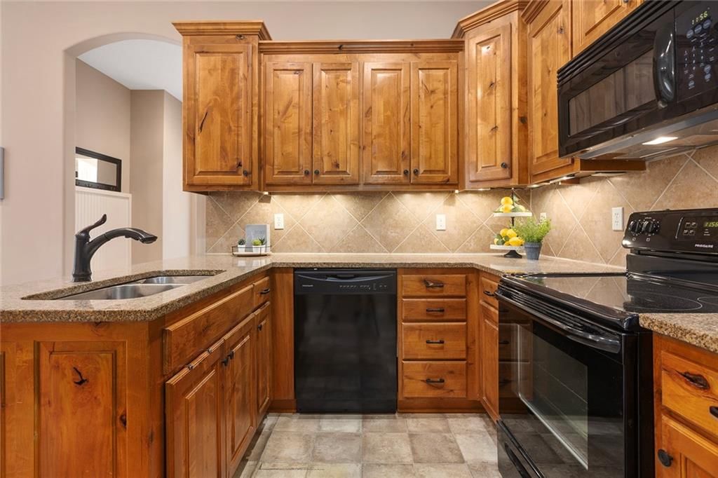 34020 W 90th Circle — photo 7