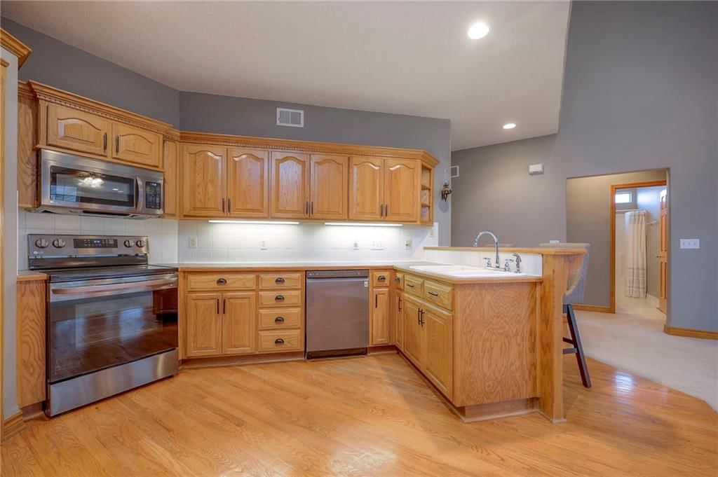 1303 N 158th Court — photo 10