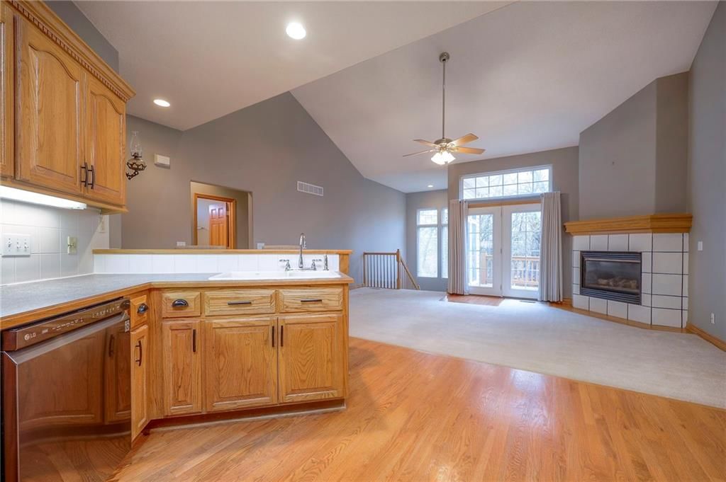 1303 N 158th Court — photo 11