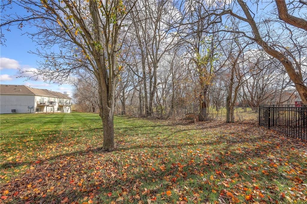 1303 N 158th Court — photo 31