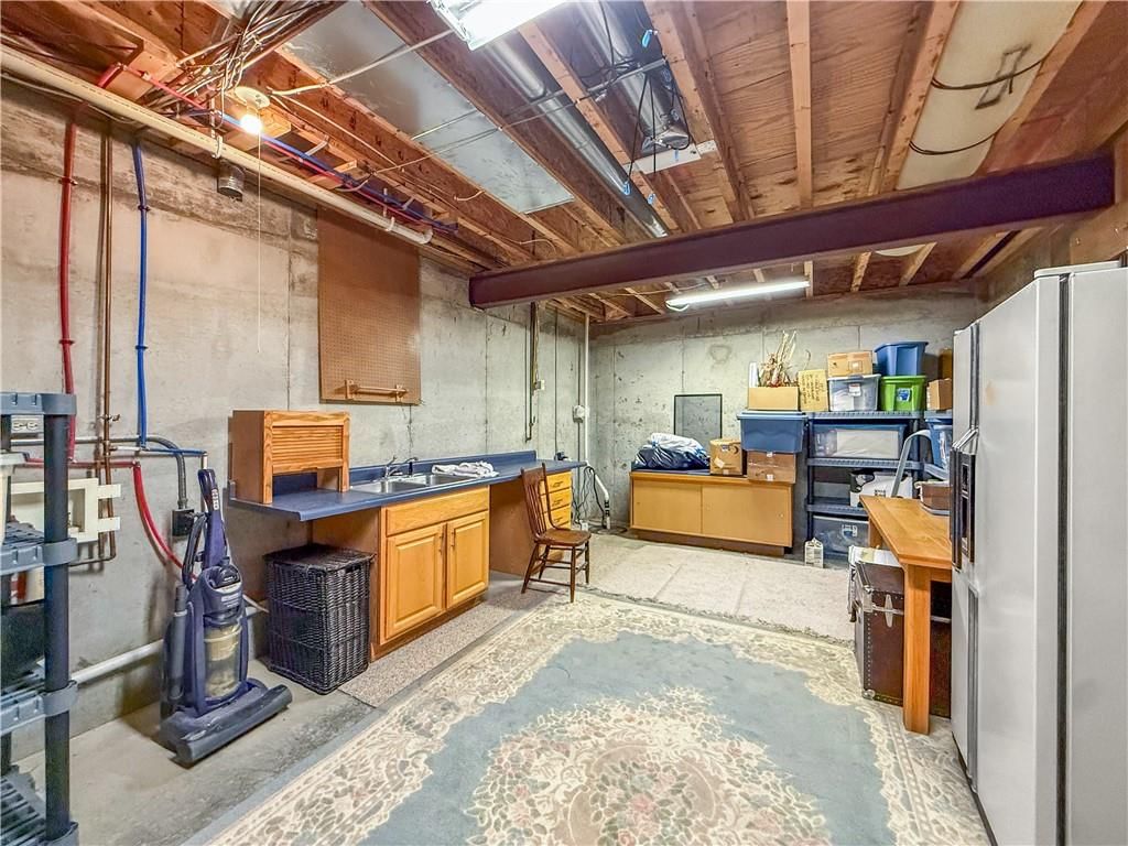 905 Elm Street — photo 23