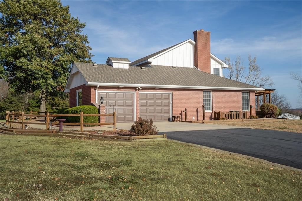 1104 E Park Road — photo 4
