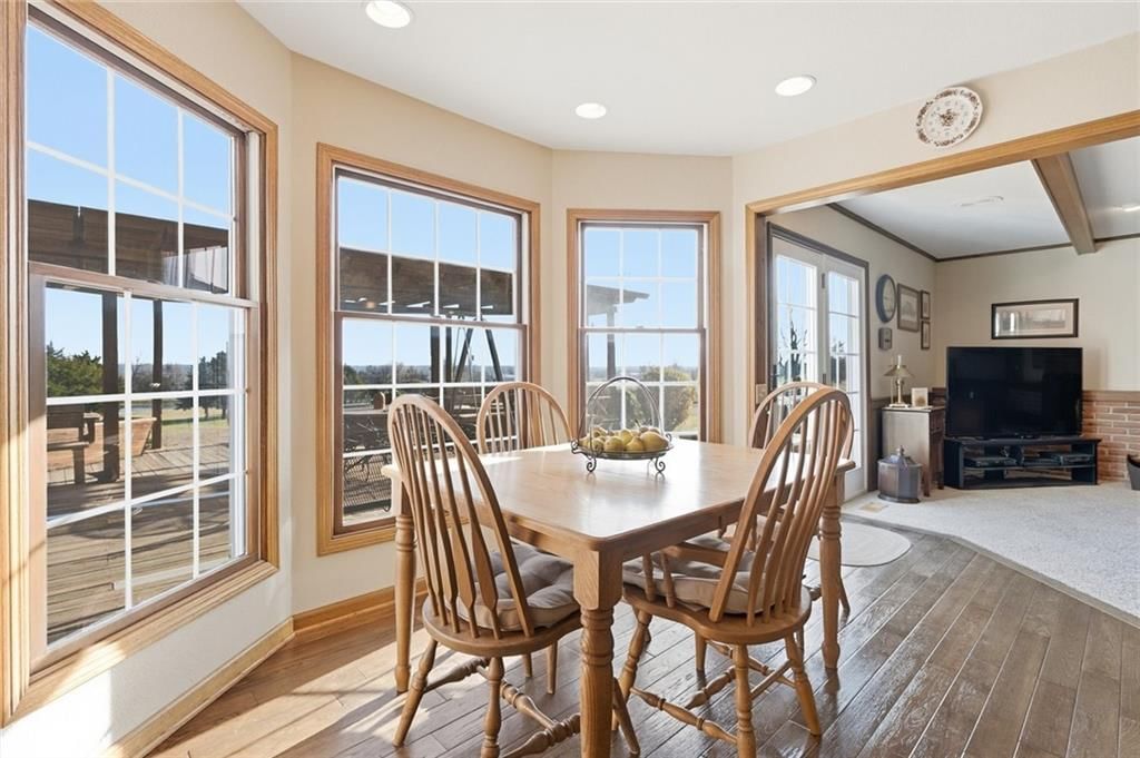 1104 E Park Road — photo 15
